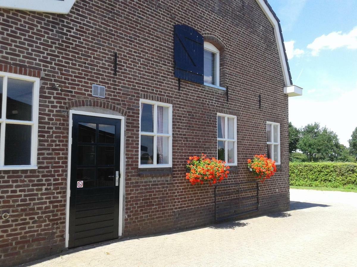 Langs De Maas Bed and Breakfast Boxmeer Eksteriør billede